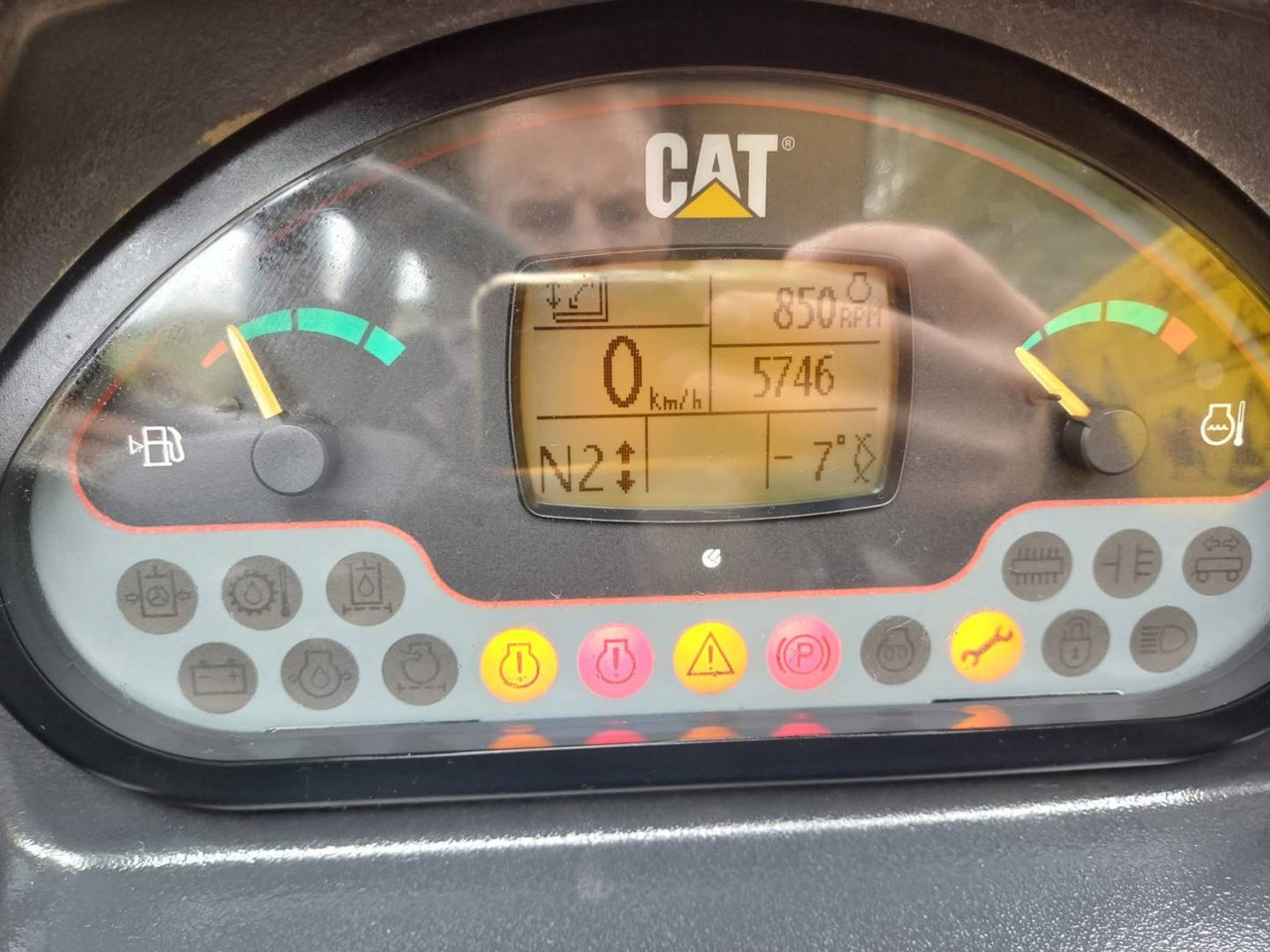 CAT TH414C - Empilhador telescópico: foto 5 CAT TH414C - Empilhador telescópico: foto 5