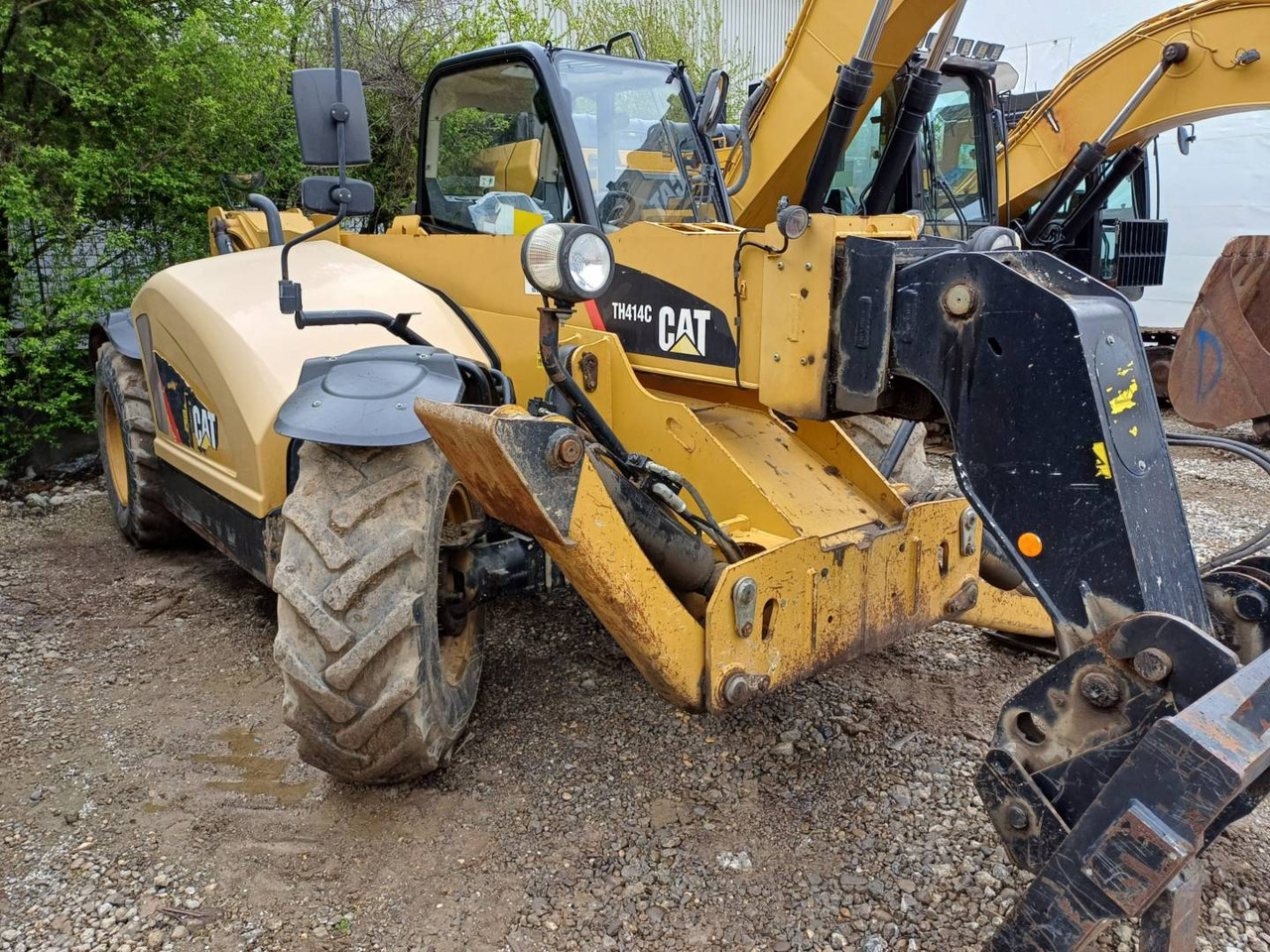 CAT TH414C - Empilhador telescópico: foto 2 CAT TH414C - Empilhador telescópico: foto 2