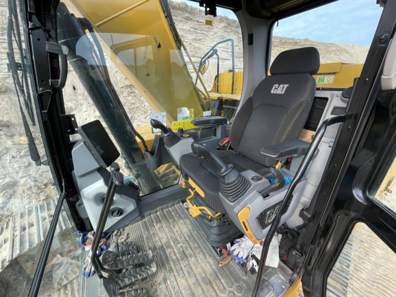 CAT 320 - Escavadora de rastos: foto 5 CAT 320 - Escavadora de rastos: foto 5