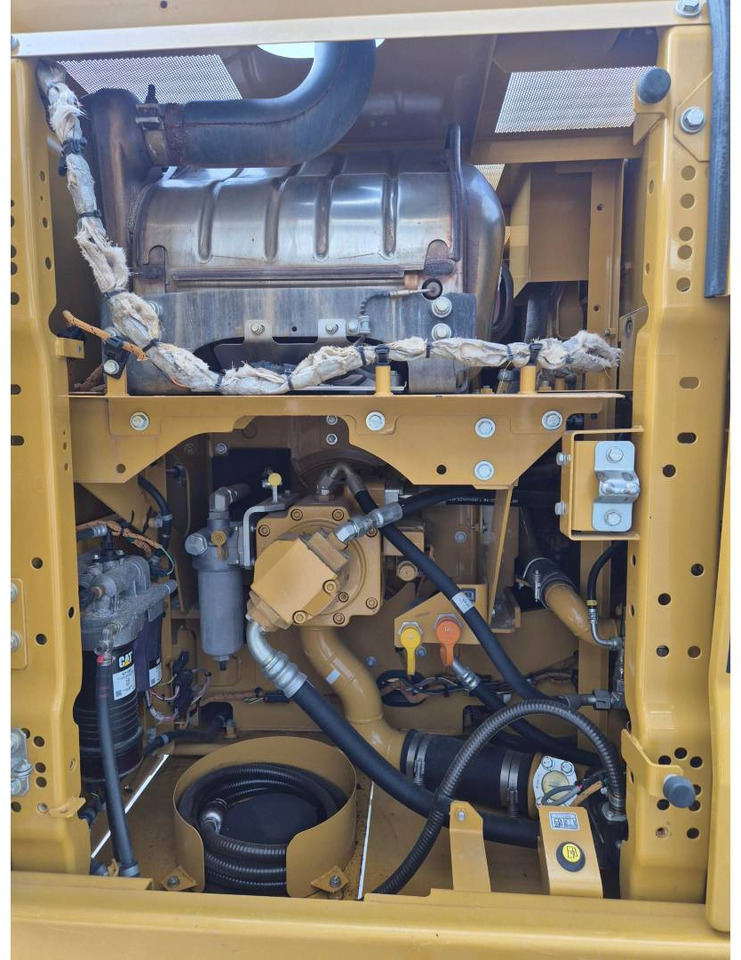 Escavadora de rastos CAT 323: foto 22