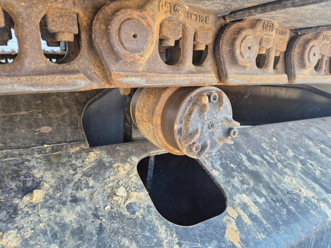 Escavadora de rastos CAT 323: foto 10
