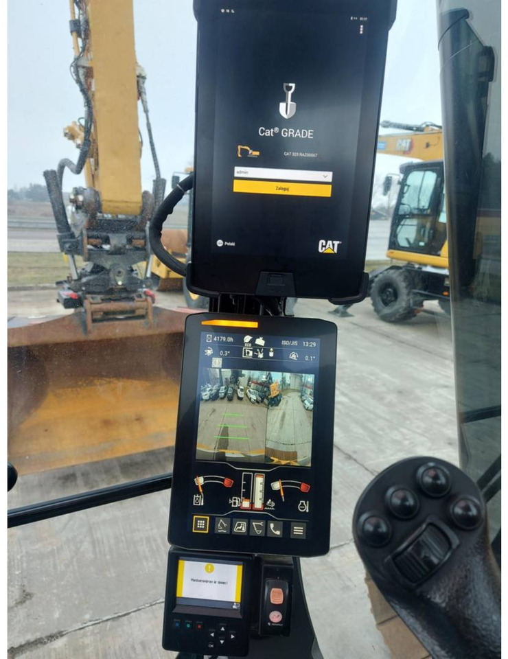 CAT 323 - Escavadora de rastos: foto 5 CAT 323 - Escavadora de rastos: foto 5