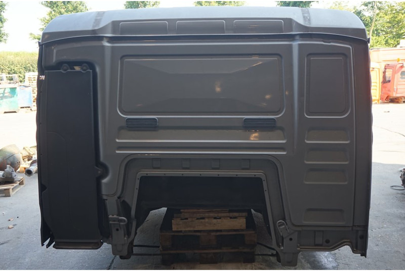 MAN F99L34 TGM - Cabine e interior para Camião: foto 4 MAN F99L34 TGM - Cabine e interior para Camião: foto 4