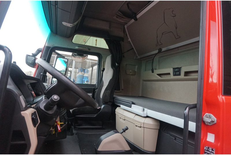 Cabine e interior para Camião MAN F99L41 TGX XXL EURO6 81.60000-7925: foto 6