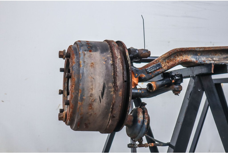 MAN V7-52L-04 - Eixo dianteiro para Camião: foto 2 MAN V7-52L-04 - Eixo dianteiro para Camião: foto 2