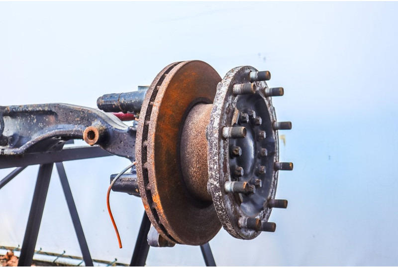 MAN VO-09-01 - Eixo dianteiro para Camião: foto 2 MAN VO-09-01 - Eixo dianteiro para Camião: foto 2