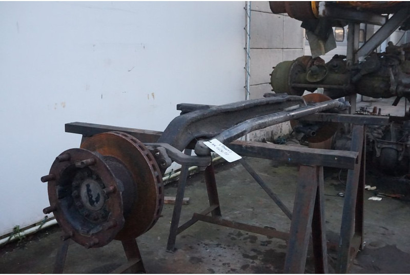 MAN VOK-06-05 81.44001-7352 - Eixo dianteiro para Camião: foto 2 MAN VOK-06-05 81.44001-7352 - Eixo dianteiro para Camião: foto 2