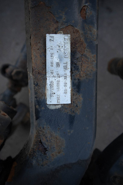 MAN VOK-06-05 81.44001-7352 - Eixo dianteiro para Camião: foto 3 MAN VOK-06-05 81.44001-7352 - Eixo dianteiro para Camião: foto 3