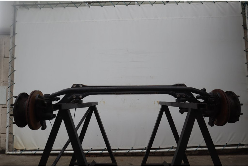 MAN VOK-08-44 81.44001-7462 - Eixo dianteiro para Camião: foto 1 MAN VOK-08-44 81.44001-7462 - Eixo dianteiro para Camião: foto 1