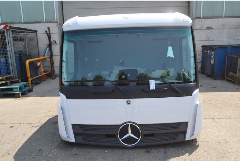 Mercedes-Benz AROCS M-CAB CLASSICSPACE 2.3M - Cabine e interior para Camião: foto 1 Mercedes-Benz AROCS M-CAB CLASSICSPACE 2.3M - Cabine e interior para Camião: foto 1
