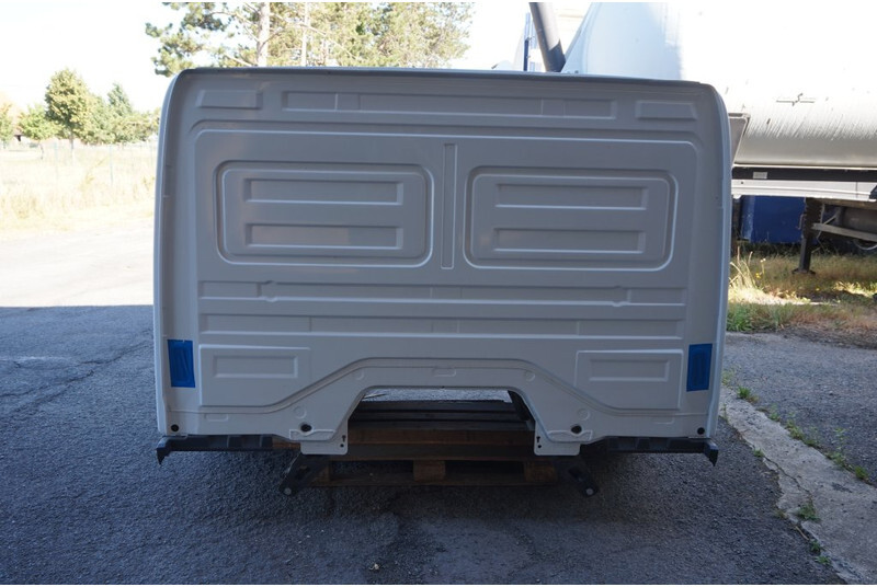 Mercedes-Benz ATEGO MP4 NEW 967820 - Cabine e interior para Camião: foto 4 Mercedes-Benz ATEGO MP4 NEW 967820 - Cabine e interior para Camião: foto 4