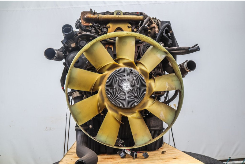 Mercedes-Benz OM934LA EURO6 210PS - Motor para Camião: foto 4 Mercedes-Benz OM934LA EURO6 210PS - Motor para Camião: foto 4