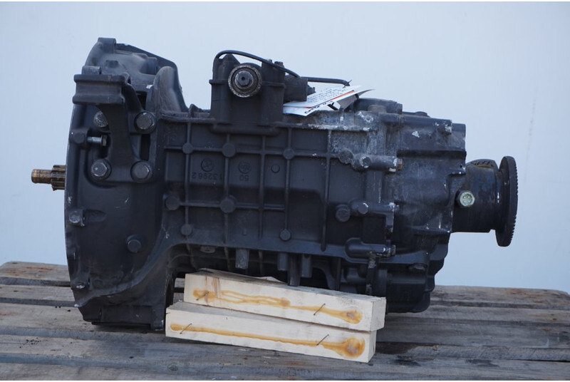 ZF 6S800OD TGL 81.32004-6180 - Caixa de velocidade para Camião: foto 1 ZF 6S800OD TGL 81.32004-6180 - Caixa de velocidade para Camião: foto 1