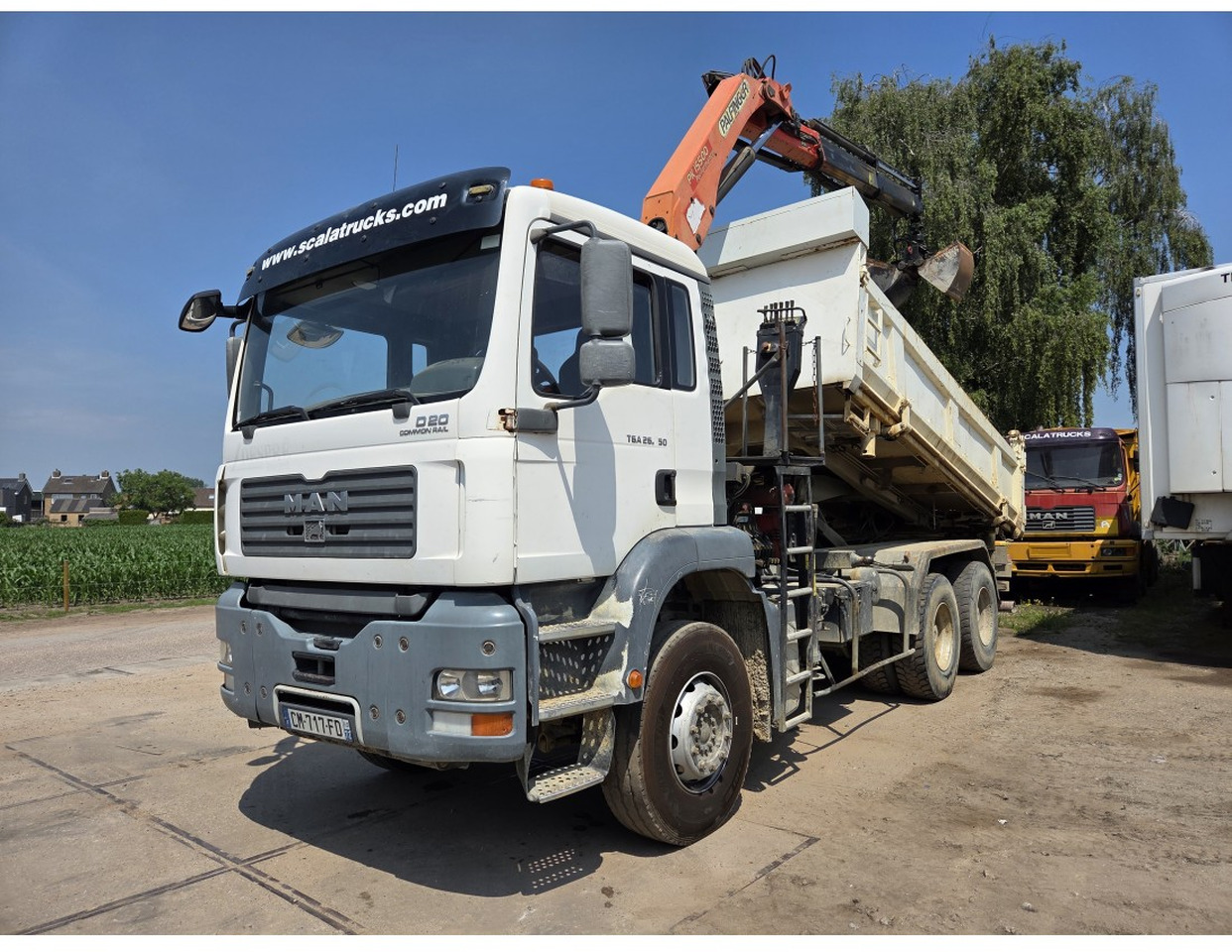 MAN TGA 26.350 6X4 BORDMATIC TIPPER CRANE PALFINGER PK15500 - Camião basculante, Camião grua: foto 1 MAN TGA 26.350 6X4 BORDMATIC TIPPER CRANE PALFINGER PK15500 - Camião basculante, Camião grua: foto 1