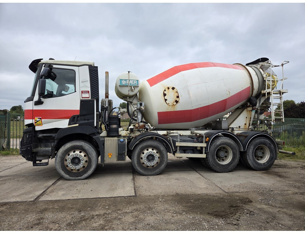 Renault C430 8X4 CONCRETE MIXER MANUAL GEARBOX - Camião betoneira: foto 2 Renault C430 8X4 CONCRETE MIXER MANUAL GEARBOX - Camião betoneira: foto 2