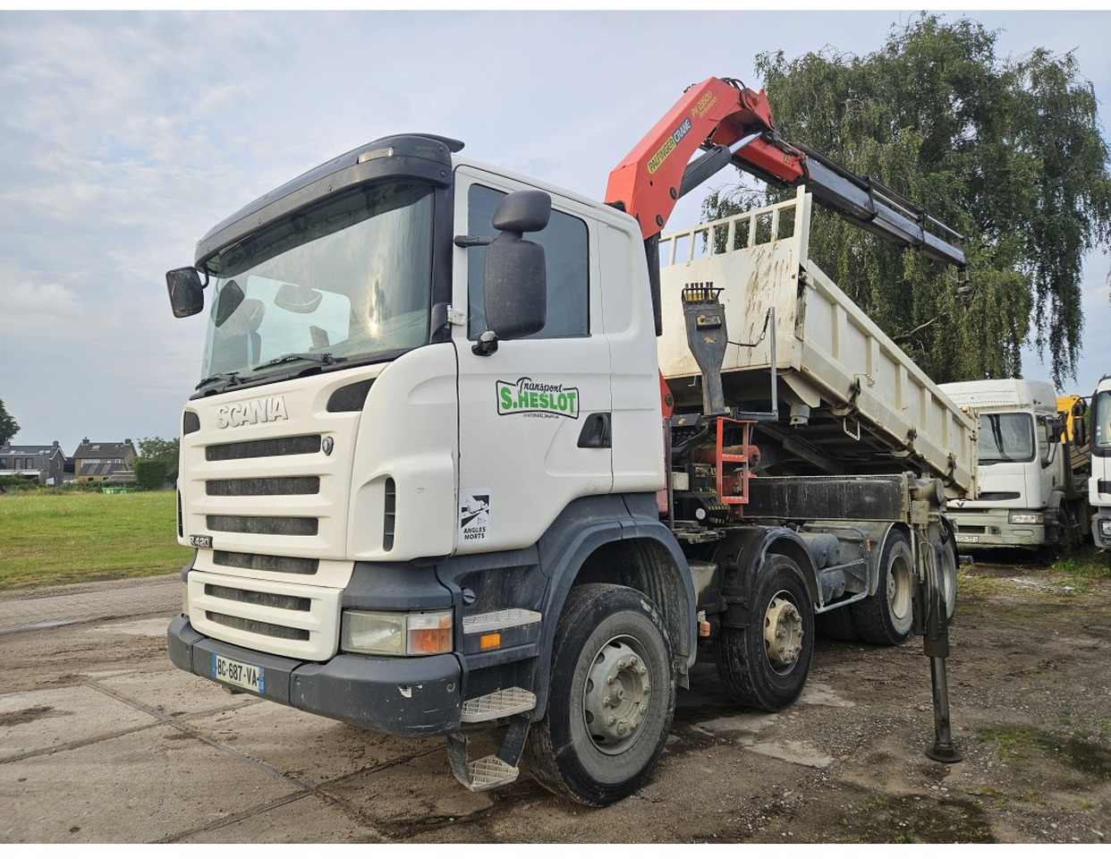 Scania R420 8x4 Tipper Crane Palfinger 23500 - Camião basculante, Camião grua: foto 1 Scania R420 8x4 Tipper Crane Palfinger 23500 - Camião basculante, Camião grua: foto 1