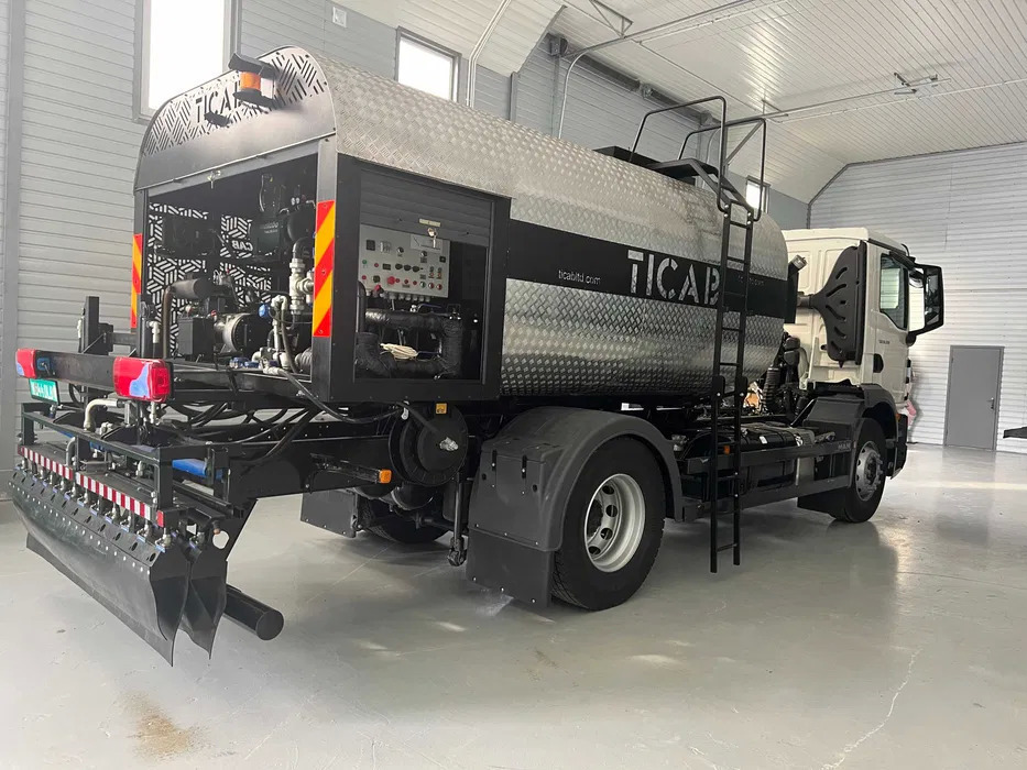 TICAB Asphalt Distributor, 8000 L, Аutonomous Asphalt Sprayer, Manufacturer - Autobomba de betão: foto 2 TICAB Asphalt Distributor, 8000 L, Аutonomous Asphalt Sprayer, Manufacturer - Autobomba de betão: foto 2