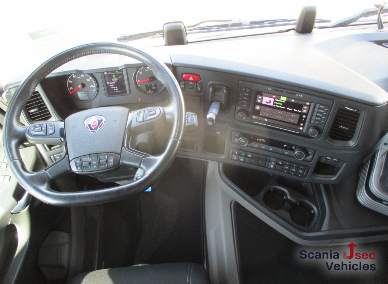 SCANIA R460 NA - HIGHLINE - CRB ENGINE BRAKE - 2x TANKs - Tractor: foto 3 SCANIA R460 NA - HIGHLINE - CRB ENGINE BRAKE - 2x TANKs - Tractor: foto 3