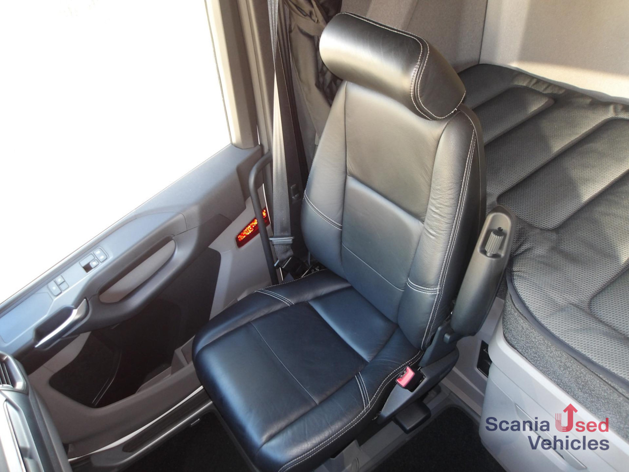 SCANIA S 500 NA - HIGHLINE - 2xTANKs - ACC - Tractor: foto 3 SCANIA S 500 NA - HIGHLINE - 2xTANKs - ACC - Tractor: foto 3