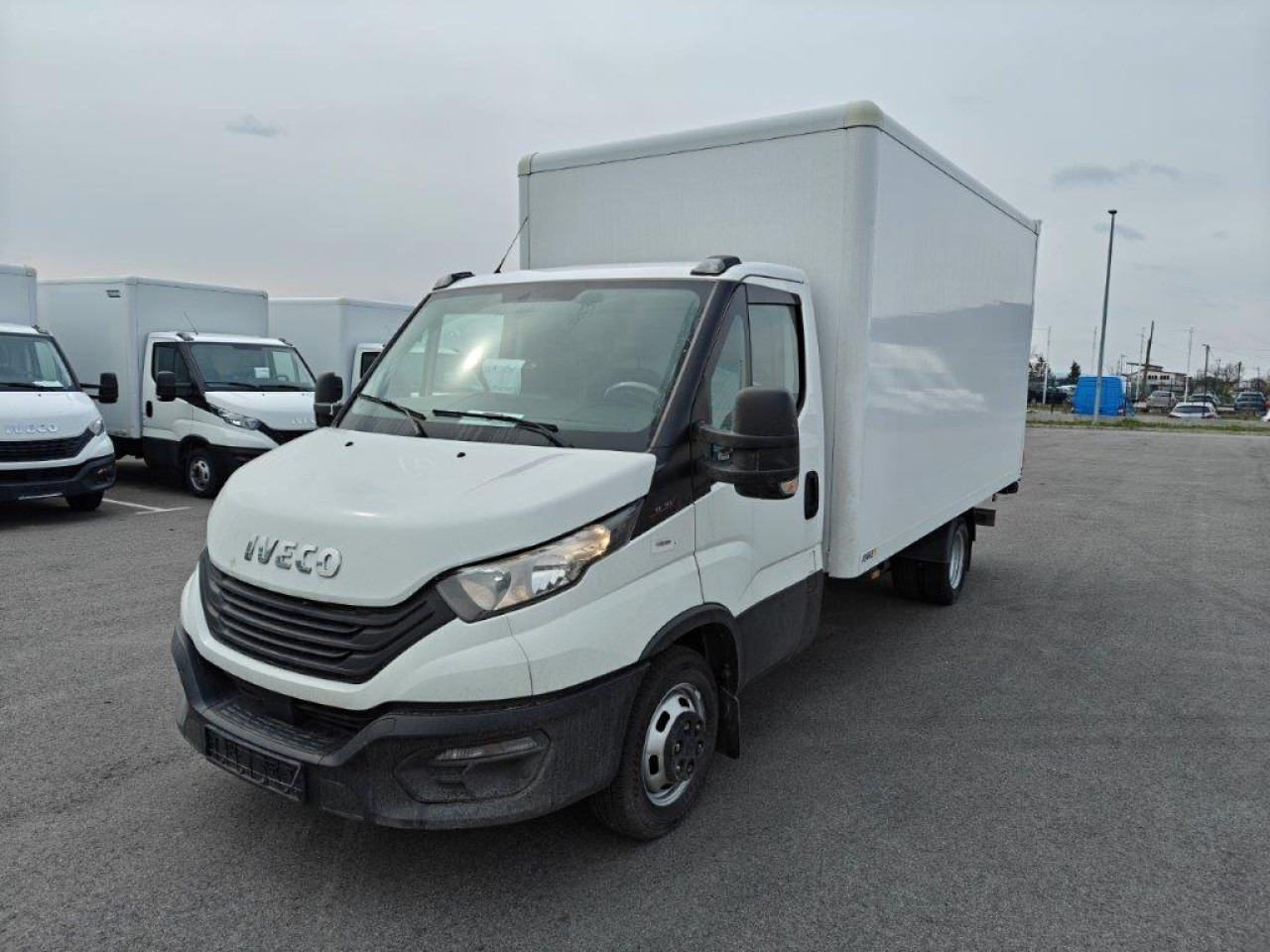 IVECO Daily 35C16H - Furgão: foto 1 IVECO Daily 35C16H - Furgão: foto 1