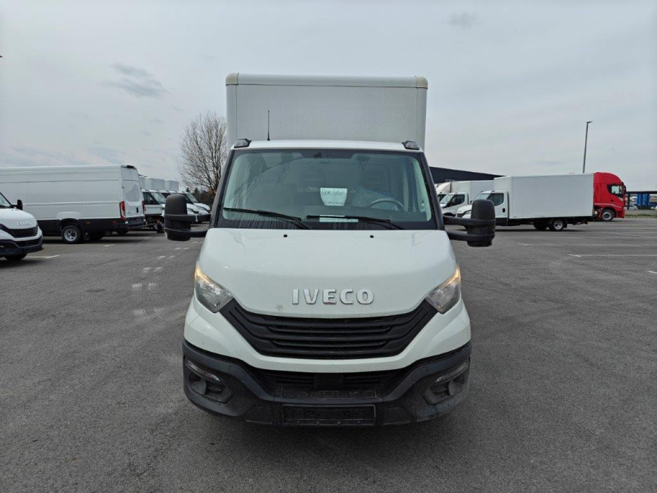 IVECO Daily 35C16H - Furgão: foto 5 IVECO Daily 35C16H - Furgão: foto 5