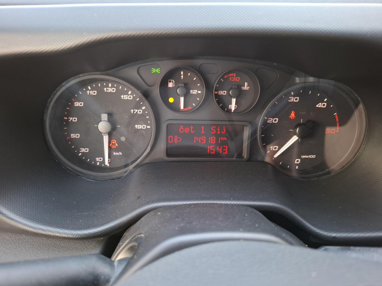 Furgão de passageiros IVECO Daily 35S14V: foto 8 Furgão de passageiros IVECO Daily 35S14V: foto 8