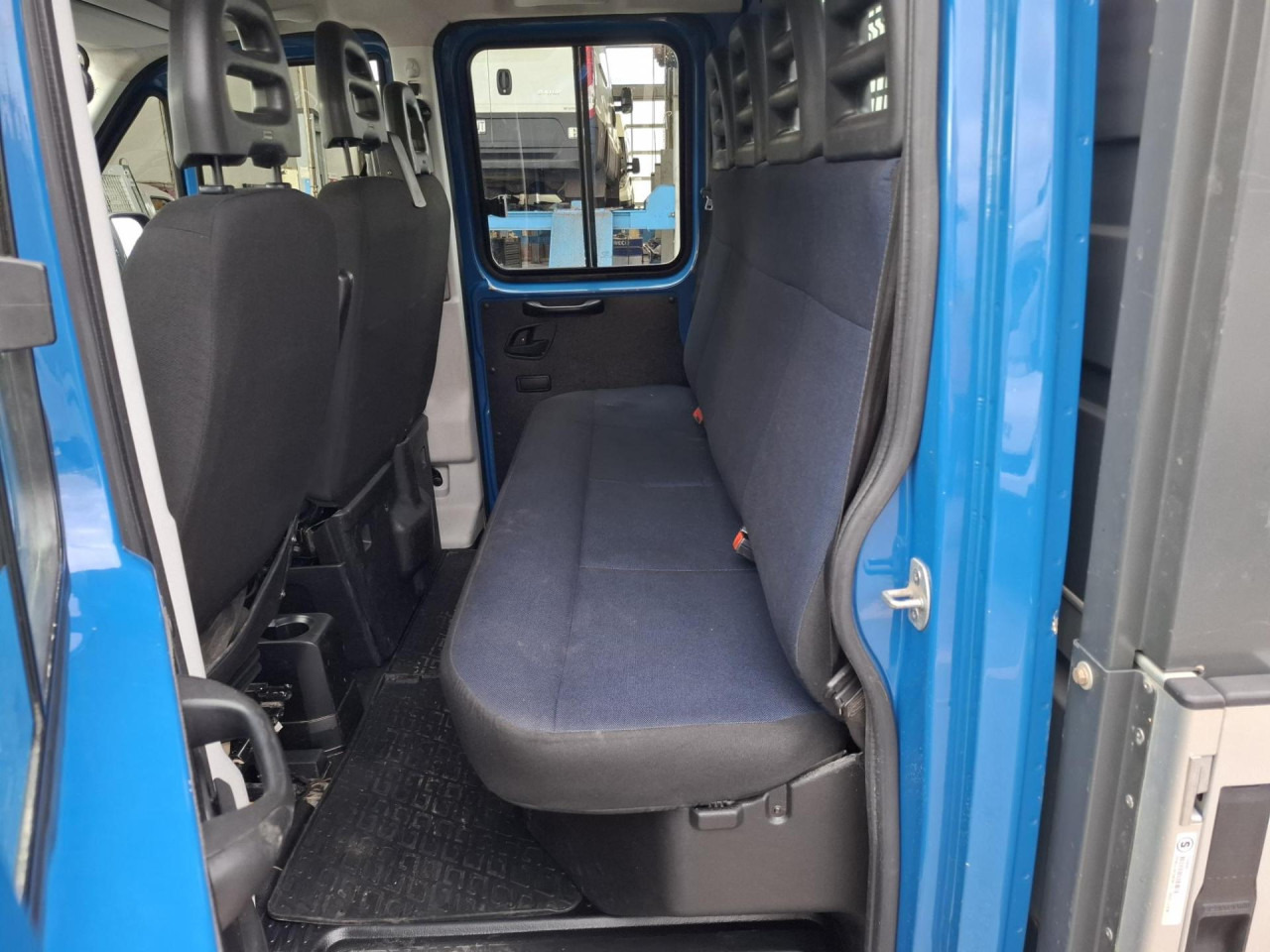 Furgão, Carrinha cabine dupla IVECO Daily 35S16A8: foto 6