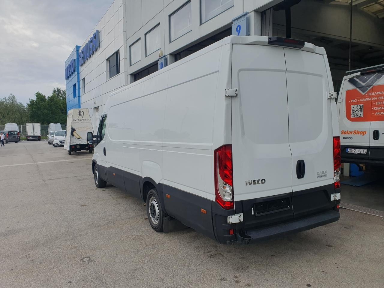 IVECO Daily 35S16A8V - Furgão de passageiros: foto 3 IVECO Daily 35S16A8V - Furgão de passageiros: foto 3