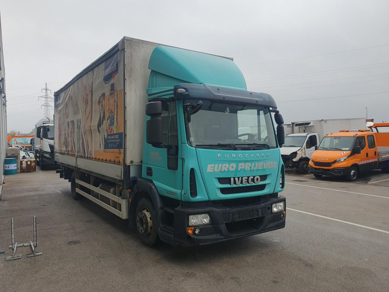 IVECO Eurocargo ML120E25 - Camião de lona: foto 2 IVECO Eurocargo ML120E25 - Camião de lona: foto 2