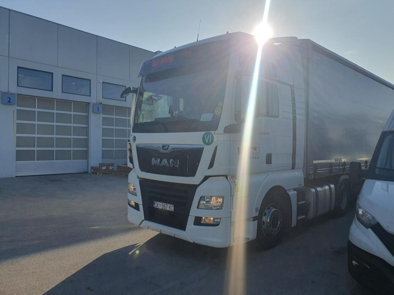 MAN TGX 18.500 - Tractor: foto 1 MAN TGX 18.500 - Tractor: foto 1