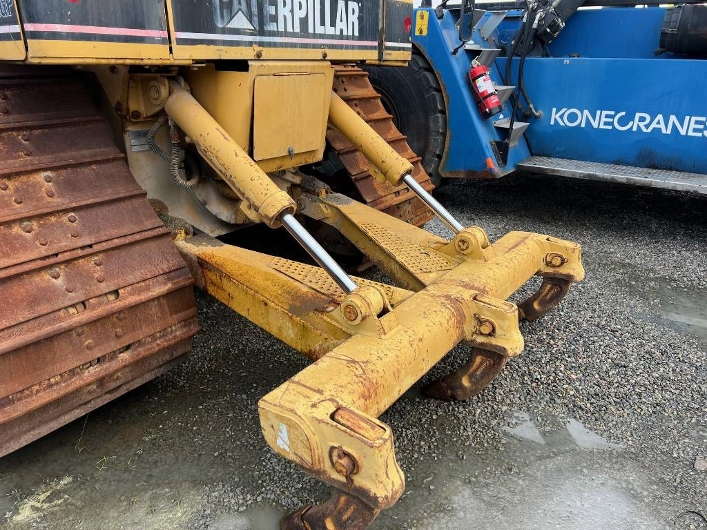 CAT D5N ripper - Escarificador para Máquina de construção: foto 1 CAT D5N ripper - Escarificador para Máquina de construção: foto 1