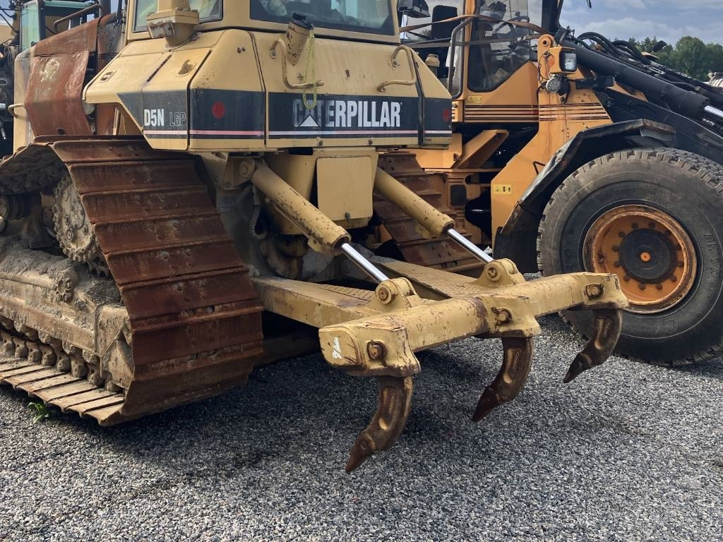 CAT D5N ripper - Escarificador para Máquina de construção: foto 4 CAT D5N ripper - Escarificador para Máquina de construção: foto 4
