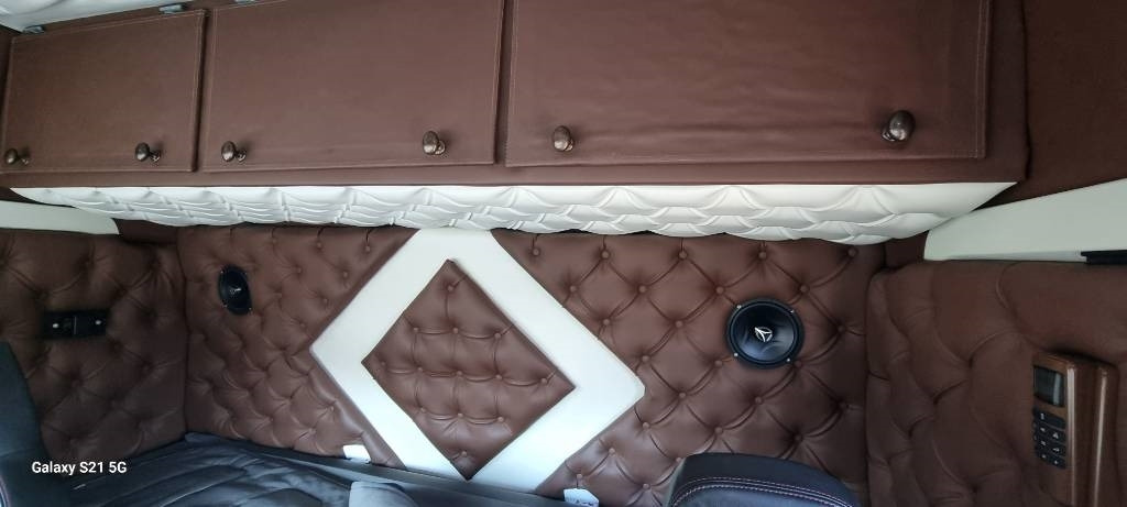 Scania R-serie Knappstoppad inredning (Next-gen) - Cabine para Camião: foto 4 Scania R-serie Knappstoppad inredning (Next-gen) - Cabine para Camião: foto 4