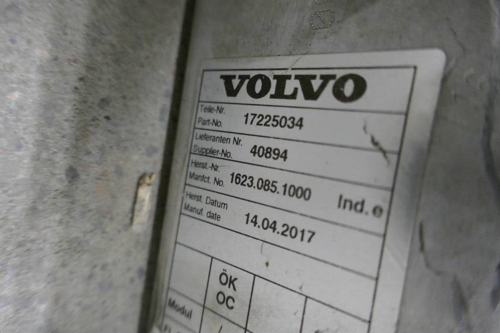 Volvo L180 HL kylare hydraulolja voe17225034 - Radiador para Máquina de construção: foto 2 Volvo L180 HL kylare hydraulolja voe17225034 - Radiador para Máquina de construção: foto 2