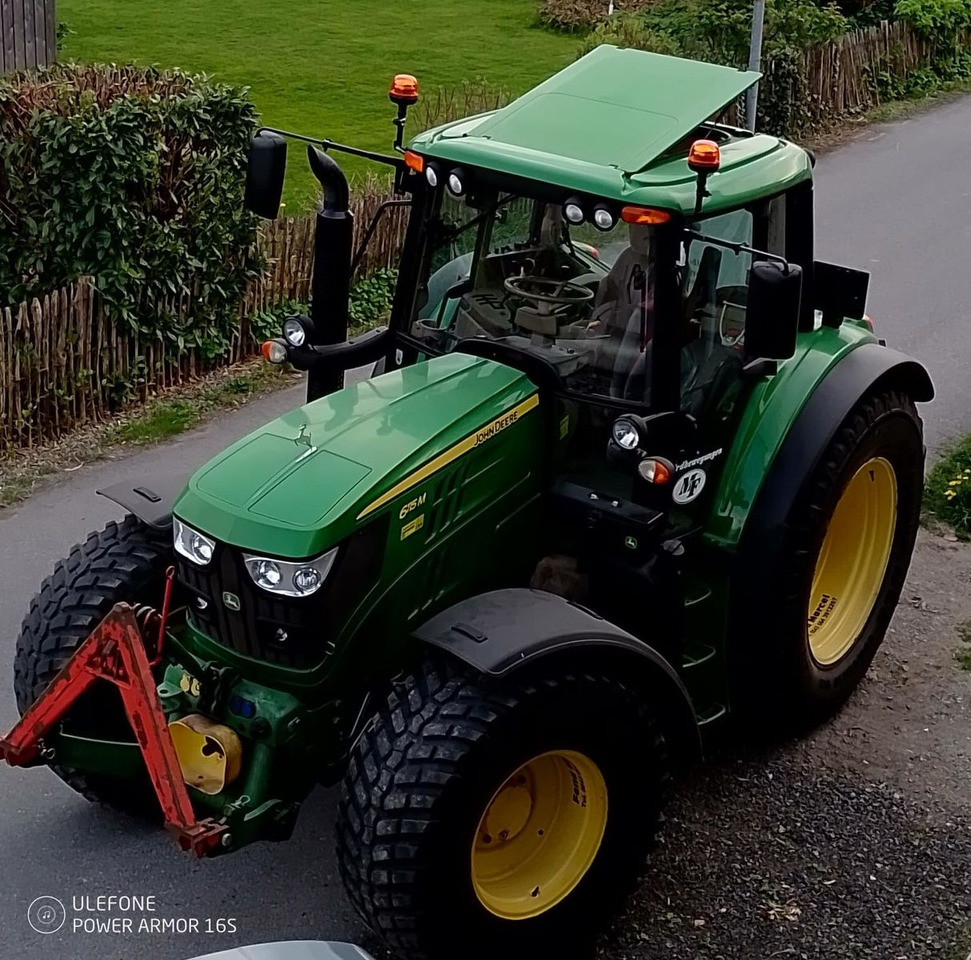 John Deere 6115M, EU Papiere - Trator: foto 2 John Deere 6115M, EU Papiere - Trator: foto 2