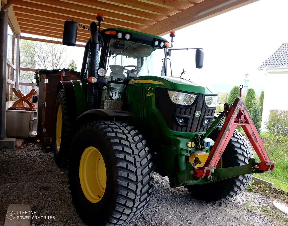 John Deere 6115M, EU Papiere - Trator: foto 3 John Deere 6115M, EU Papiere - Trator: foto 3