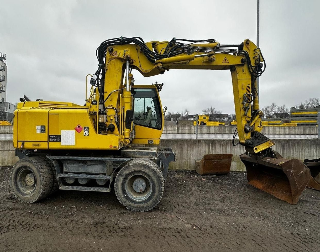 Liebherr A900C ZW Litronic PFS 2, Rail+Road, Gleisbagger - Escavadeira de rodas: foto 1 Liebherr A900C ZW Litronic PFS 2, Rail+Road, Gleisbagger - Escavadeira de rodas: foto 1
