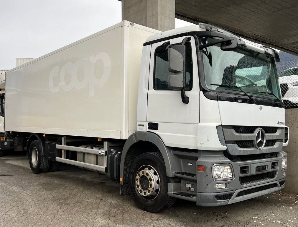 Mercedes-Benz Actros 1836 4x2, Carrier Supra 850U, Ladebordwan - Camião frigorífico: foto 2 Mercedes-Benz Actros 1836 4x2, Carrier Supra 850U, Ladebordwan - Camião frigorífico: foto 2