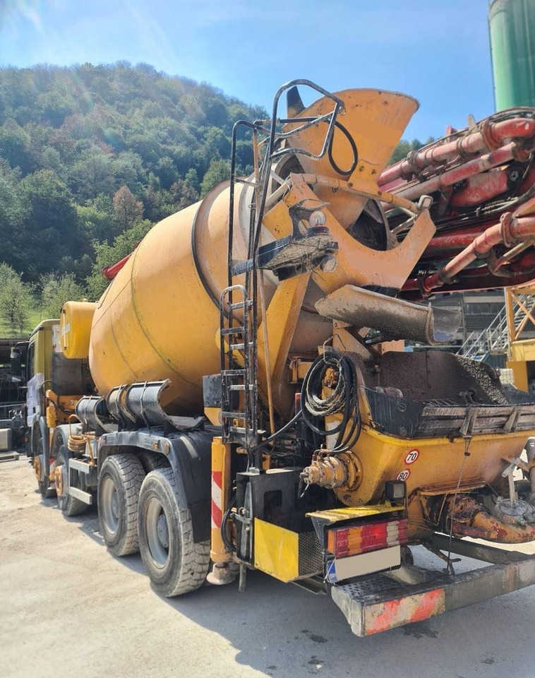 Mercedes-Benz Actros 4141B 8x4, MP2, CIFA 28m Magnum - Autobomba de betão: foto 3 Mercedes-Benz Actros 4141B 8x4, MP2, CIFA 28m Magnum - Autobomba de betão: foto 3