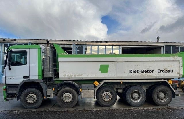 Mercedes-Benz Actros 4448 10x4, E5, MP3 - Camião basculante: foto 4 Mercedes-Benz Actros 4448 10x4, E5, MP3 - Camião basculante: foto 4