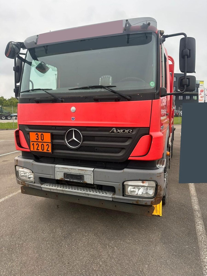 Mercedes-Benz Axor 1833, ADR, E4, 2 Kammern 1. 5000L 2. 7000L - Camião cisterna: foto 2 Mercedes-Benz Axor 1833, ADR, E4, 2 Kammern 1. 5000L 2. 7000L - Camião cisterna: foto 2