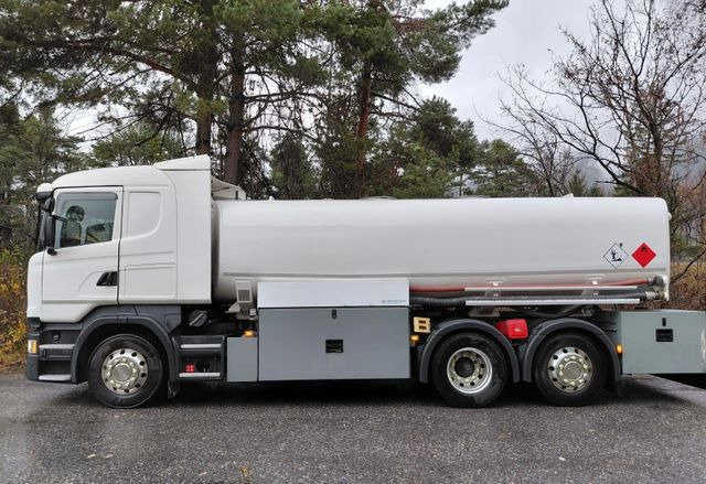 Scania R450 LB 6x2, ADR, E6,Schwarzmüller,Diesel/Benzin - Camião cisterna: foto 4 Scania R450 LB 6x2, ADR, E6,Schwarzmüller,Diesel/Benzin - Camião cisterna: foto 4