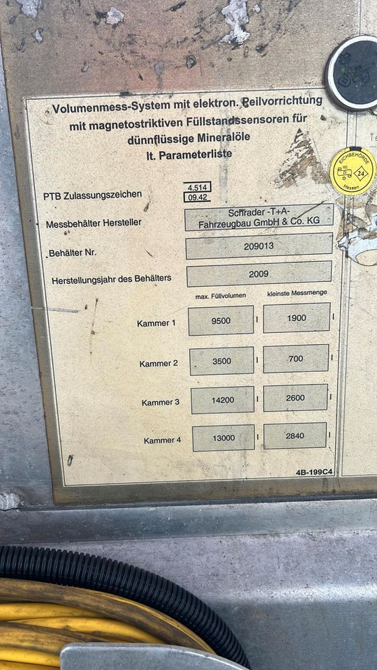 Schrader Treibstoff Diesel/Benzin, ADR, 4 Kammern, Sening - Semi-reboque cisterna: foto 5 Schrader Treibstoff Diesel/Benzin, ADR, 4 Kammern, Sening - Semi-reboque cisterna: foto 5