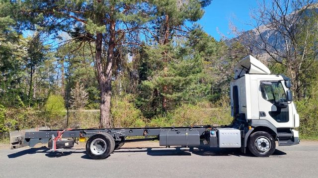 Volvo FL280 4x2, E6, Wohnwagen + 2 Pferdeplaetze Volvo FL280 4x2, E6, 7.40m Chassis, Fahrgestell - Camião de transporte de cavalos: foto 5 Volvo FL280 4x2, E6, Wohnwagen + 2 Pferdeplaetze Volvo FL280 4x2, E6, 7.40m Chassis, Fahrgestell - Camião de transporte de cavalos: foto 5