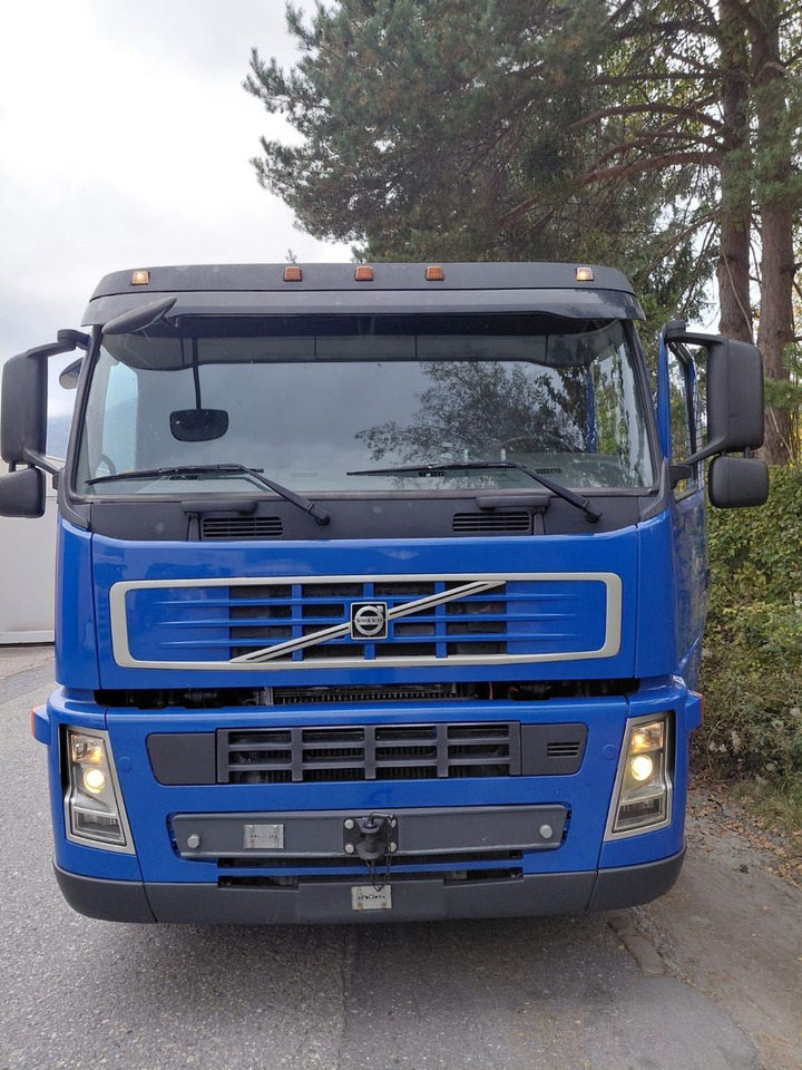 Volvo FM440 4x2, Euro 5, Kipper - Camião basculante: foto 3 Volvo FM440 4x2, Euro 5, Kipper - Camião basculante: foto 3