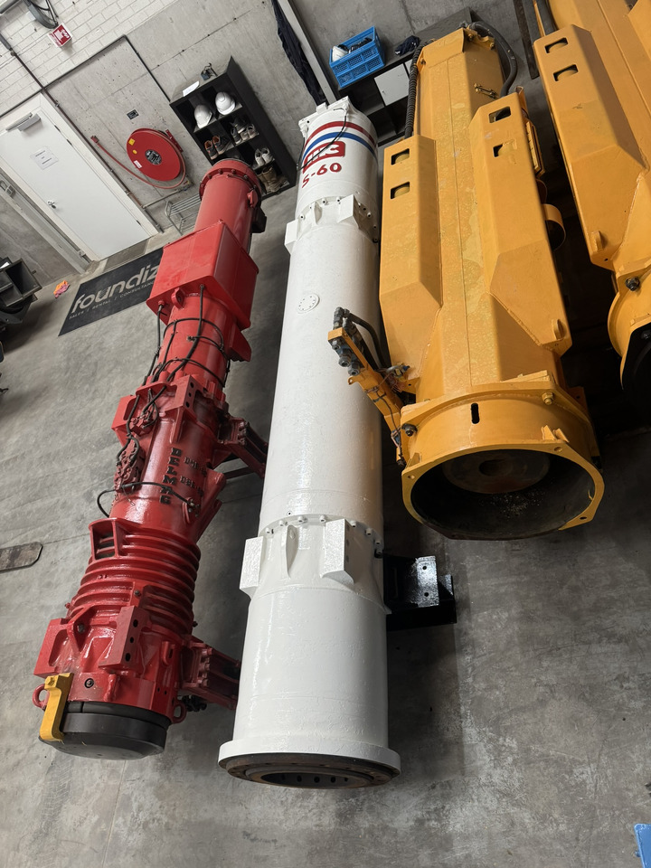 IHC Hydrohammer S-60 - Bate estaca: foto 5 IHC Hydrohammer S-60 - Bate estaca: foto 5