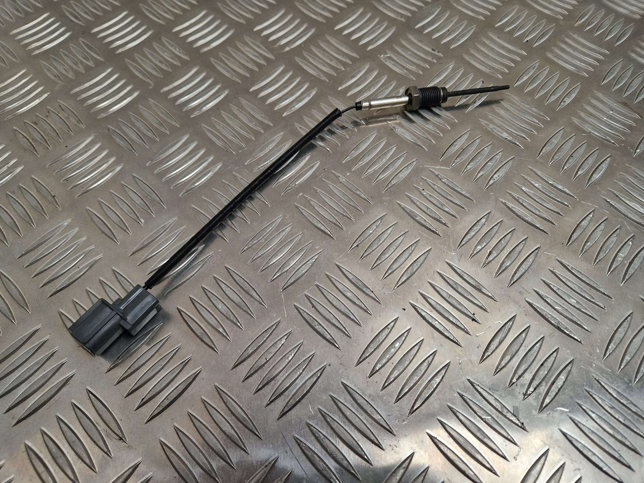 320/A9184 Exhaust Temperature Sensor SCR GENUINE JCB - Motor e peças para Máquina de construção: foto 2 320/A9184 Exhaust Temperature Sensor SCR GENUINE JCB - Motor e peças para Máquina de construção: foto 2