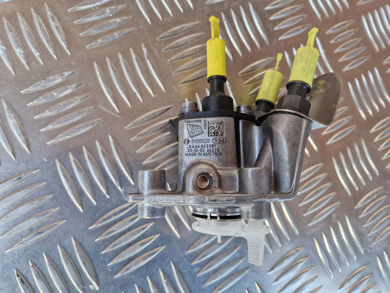 Genuine JCB BOSCH Dosing module 320/A9105 - Motor e peças para Máquina de construção: foto 1 Genuine JCB BOSCH Dosing module 320/A9105 - Motor e peças para Máquina de construção: foto 1