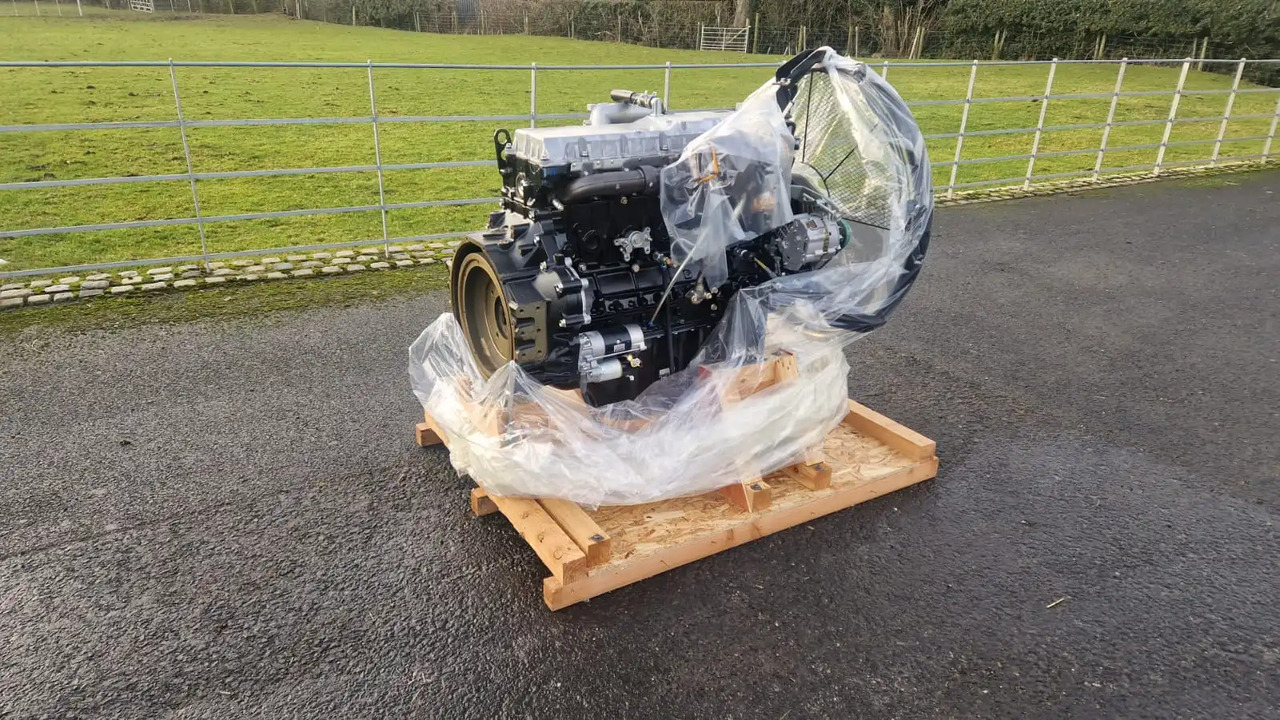 Isuzu 6HK1 178kw engine 01/145270 - Motor para Máquina de construção: foto 3 Isuzu 6HK1 178kw engine 01/145270 - Motor para Máquina de construção: foto 3