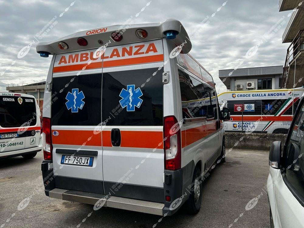 FIAT FIAT 290 DUCATO - Ambulância: foto 2 FIAT FIAT 290 DUCATO - Ambulância: foto 2